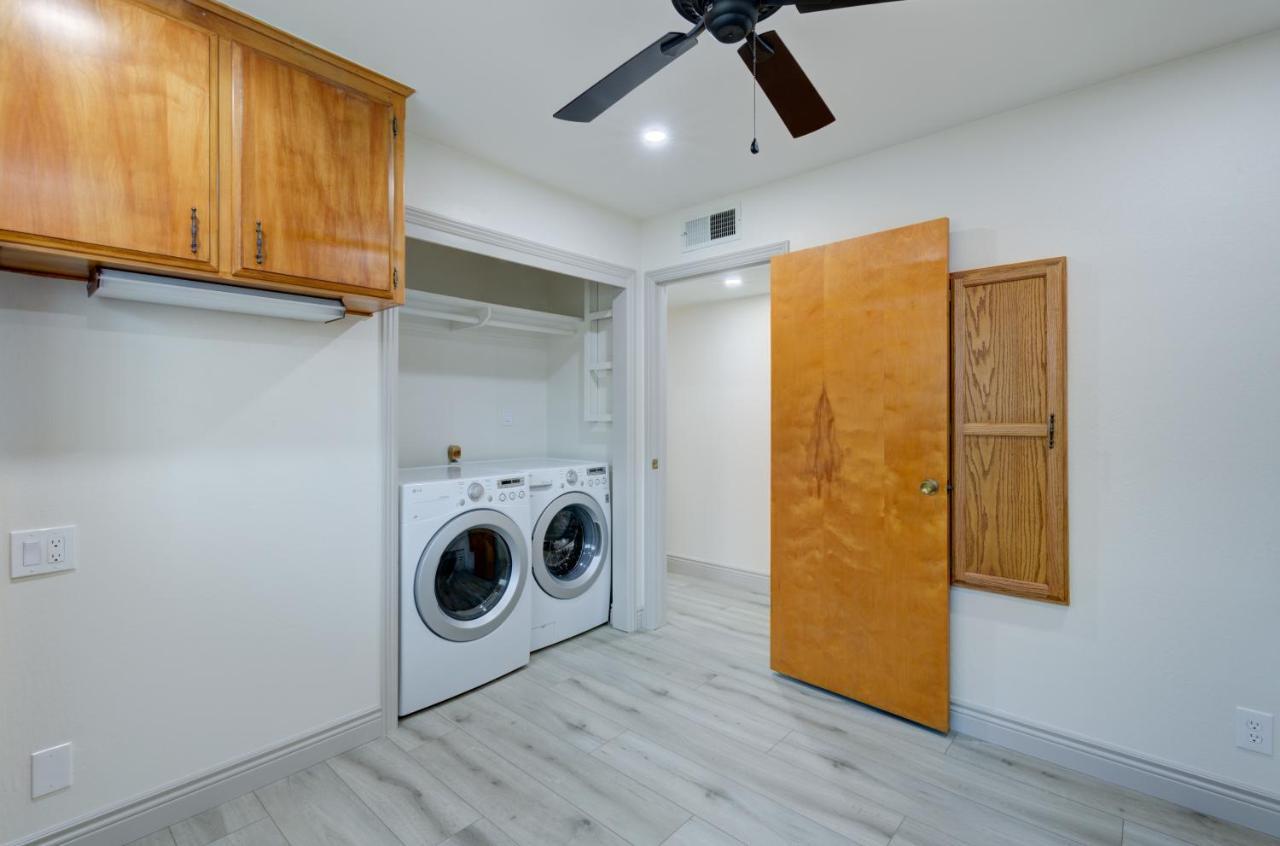 Updated Spacious Home Фресно Экстерьер фото
